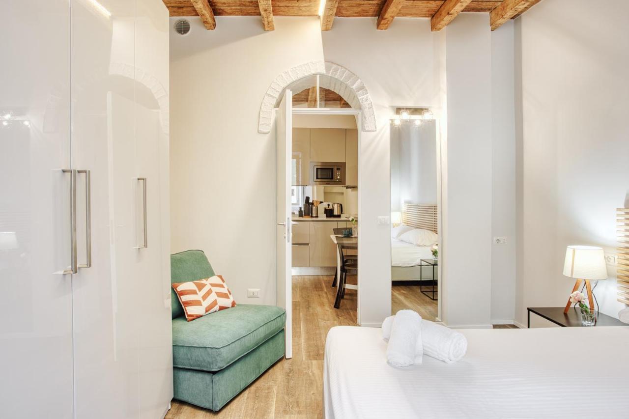 Joivy Delightful 1-Bed Flat In The Centre Of Milan Apartment Exterior foto